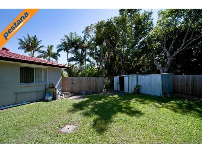 9 Brooks Street, Slacks Creek QLD 4127