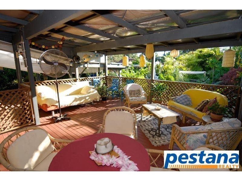 28 Lake Road, Slacks Creek QLD 4127