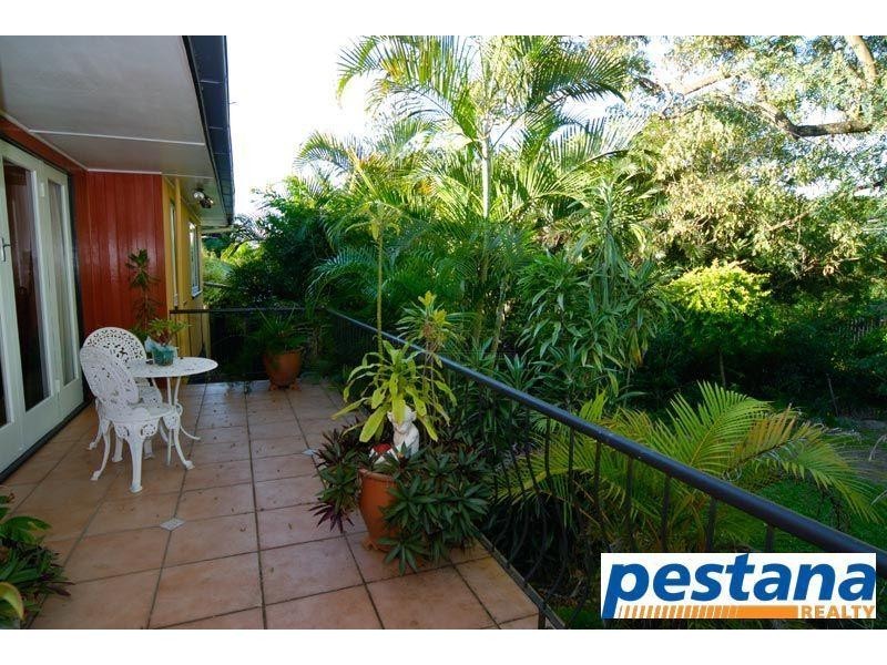 28 Lake Road, Slacks Creek QLD 4127