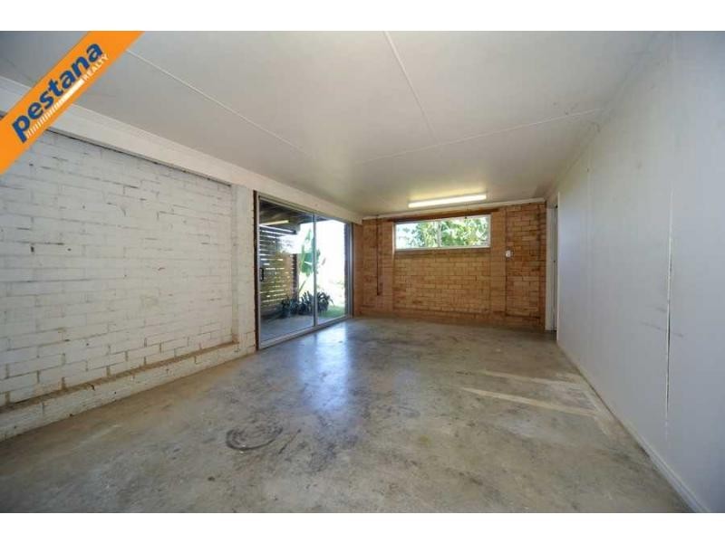 1 Collin Court, Kingston QLD 4114