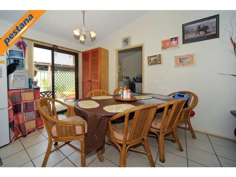 1 Strover Court, Springwood QLD 4127