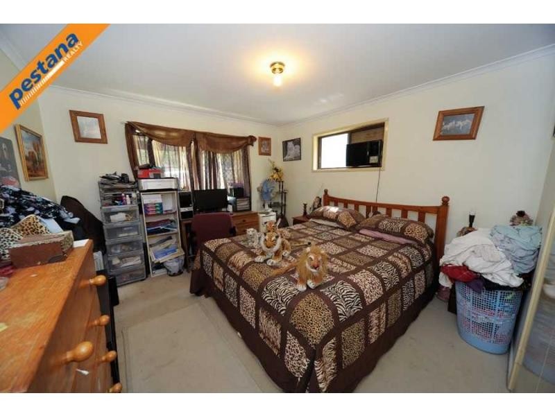 1 Strover Court, Springwood QLD 4127