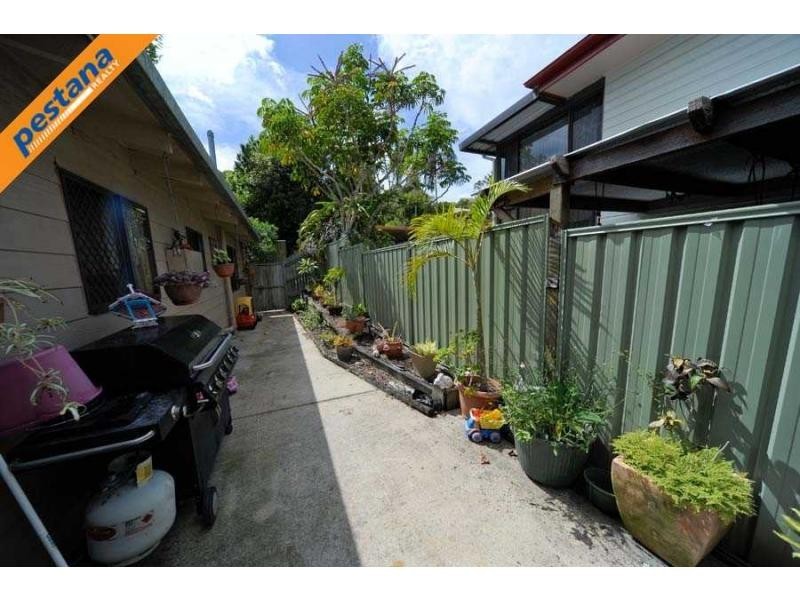 1 Strover Court, Springwood QLD 4127