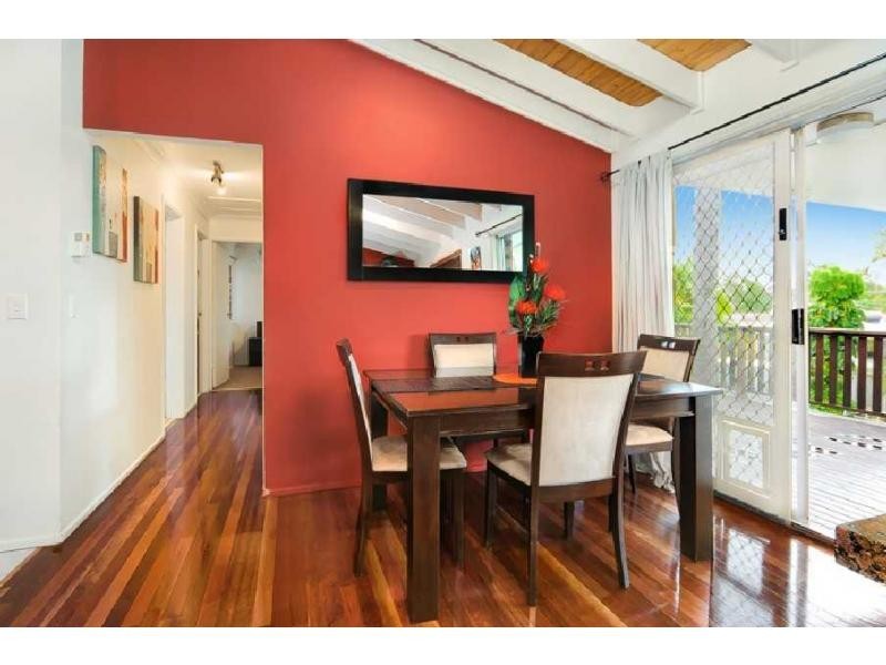 26 Village Drive, Daisy Hill QLD 4127