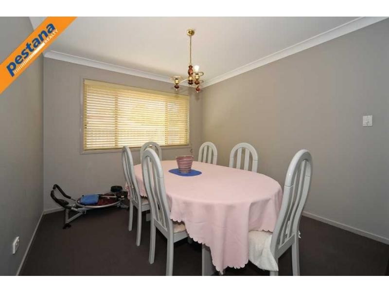 13 Haussman Court, Meadowbrook QLD 4131
