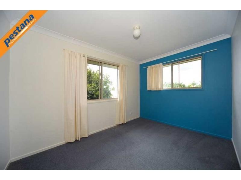 13 Haussman Court, Meadowbrook QLD 4131