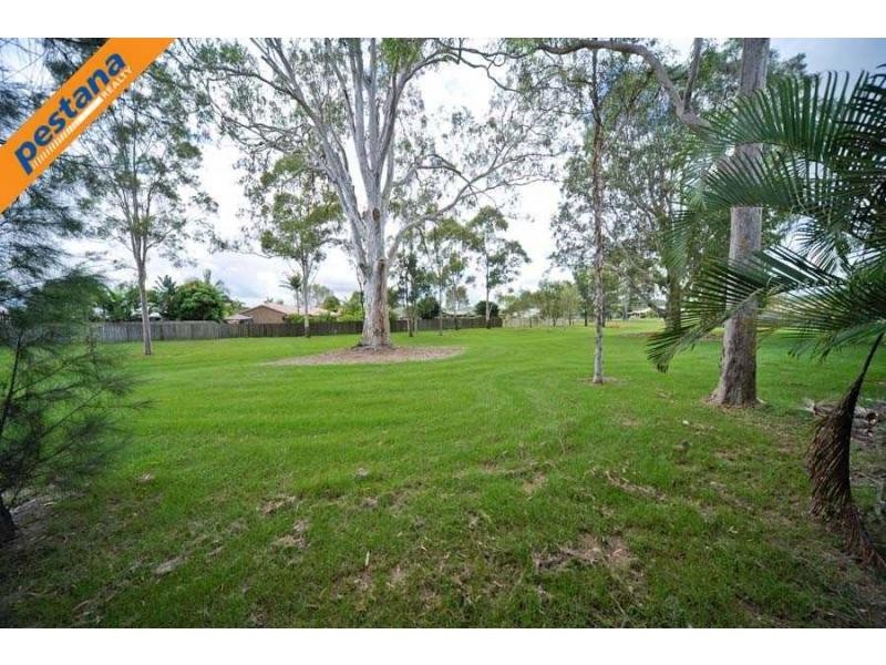 13 Haussman Court, Meadowbrook QLD 4131