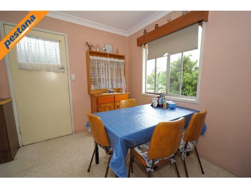 8 Geeba Street, Slacks Creek QLD 4127