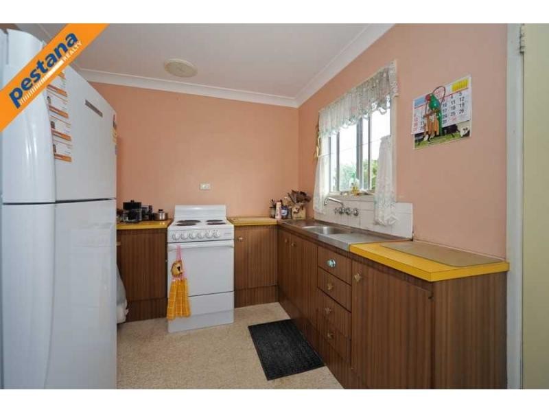 8 Geeba Street, Slacks Creek QLD 4127