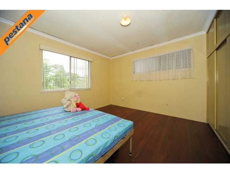 8 Geeba Street, Slacks Creek QLD 4127