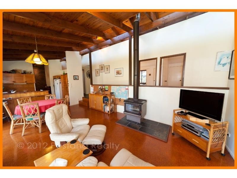 12 Lynshanel Court, Springwood QLD 4127