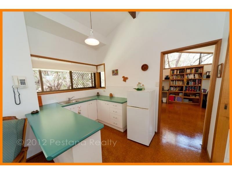 12 Lynshanel Court, Springwood QLD 4127