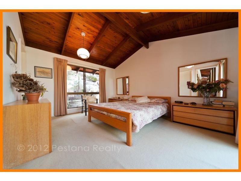 12 Lynshanel Court, Springwood QLD 4127