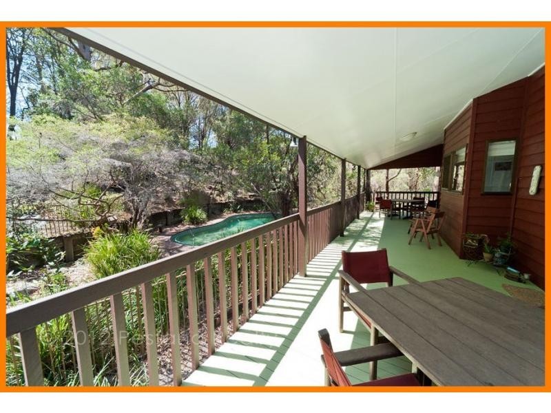 12 Lynshanel Court, Springwood QLD 4127