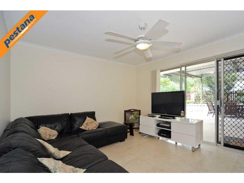 32 Barbaralla Drive, Springwood QLD 4127