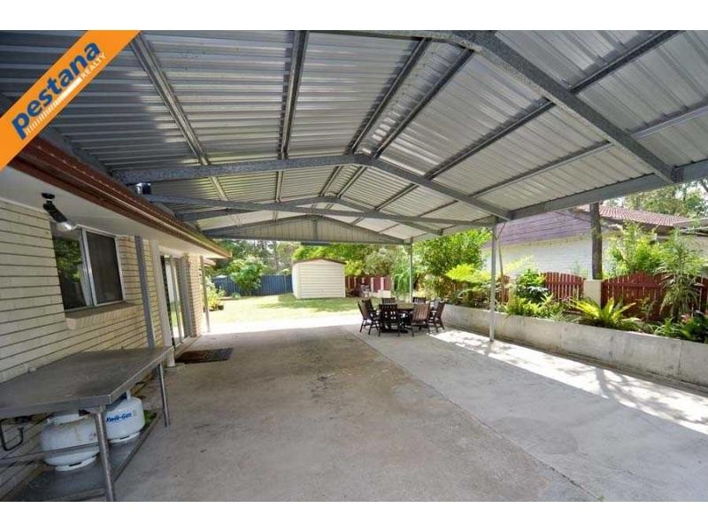 32 Barbaralla Drive, Springwood QLD 4127