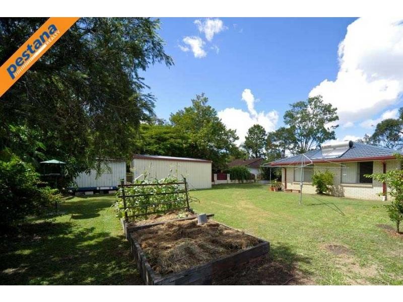 32 Barbaralla Drive, Springwood QLD 4127