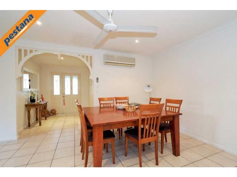 6 Meiland Place, Meadowbrook QLD 4131