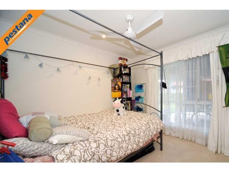 6 Meiland Place, Meadowbrook QLD 4131