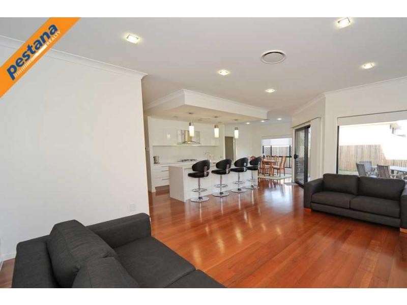6 Juliana Court, Underwood QLD 4119