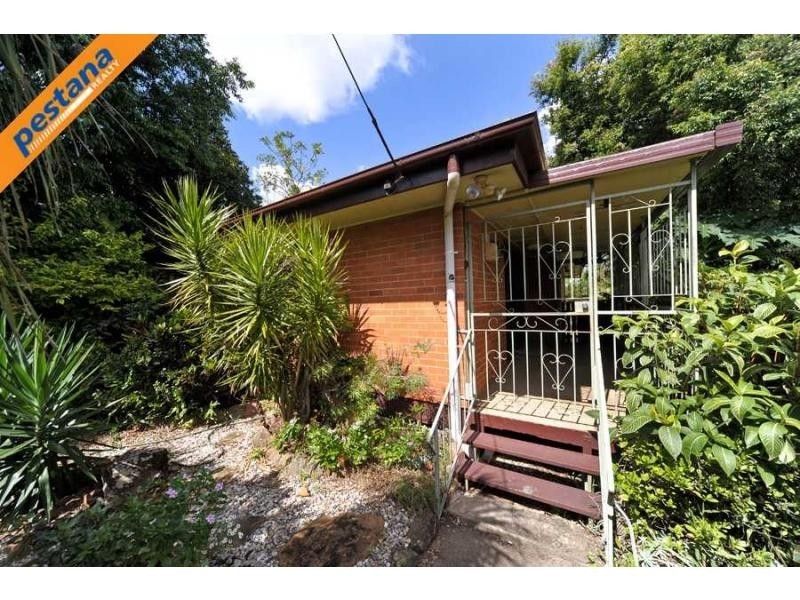 158 Smith Road, Woodridge QLD 4114