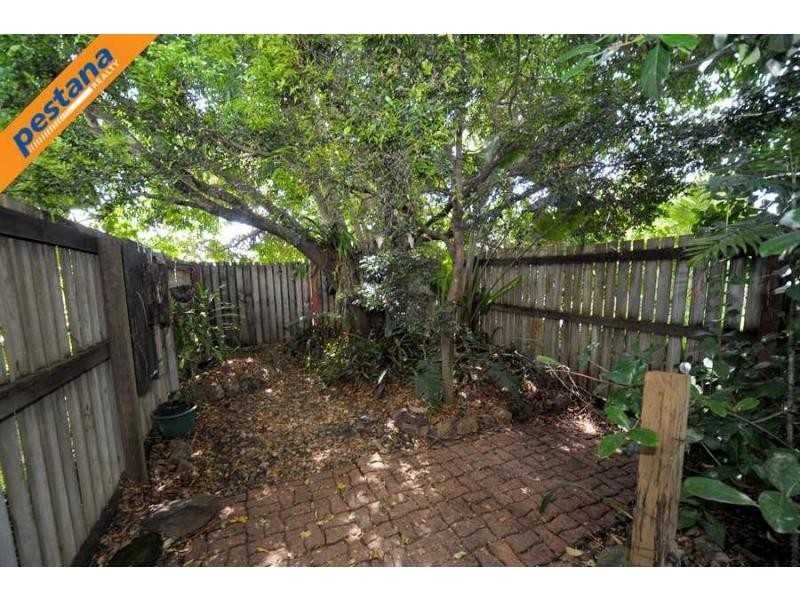 158 Smith Road, Woodridge QLD 4114