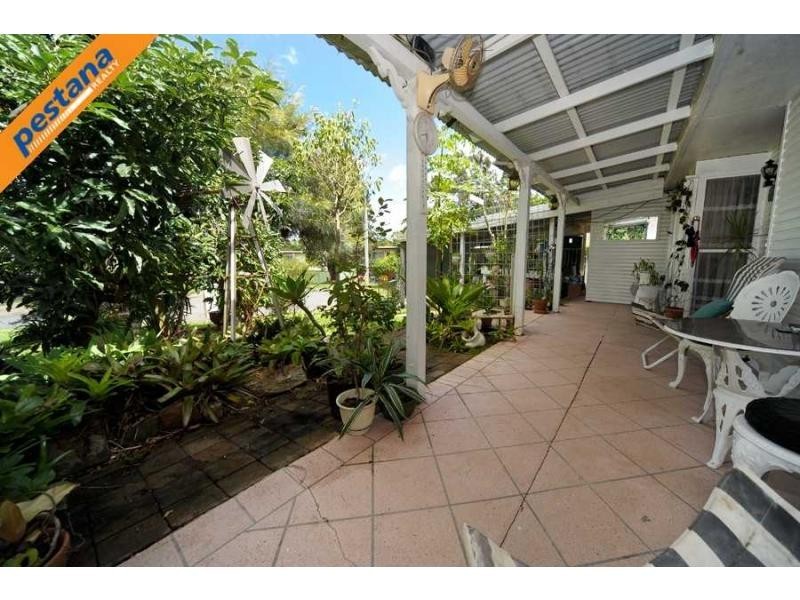 23 Palm Avenue, Kingston QLD 4114