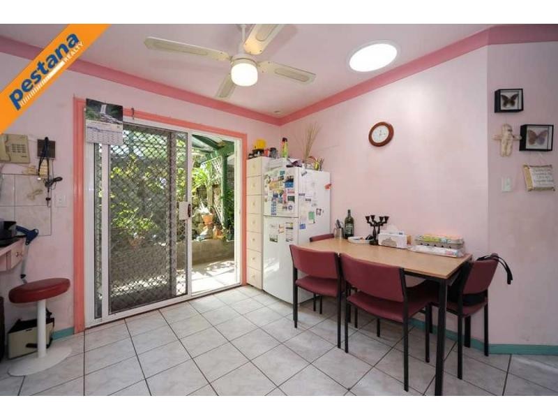 23 Palm Avenue, Kingston QLD 4114