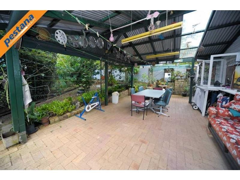 23 Palm Avenue, Kingston QLD 4114