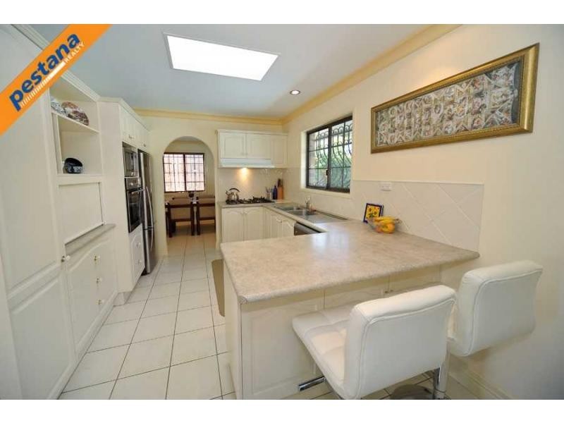 29 Westmoreland Boulevard, Springwood QLD 4127