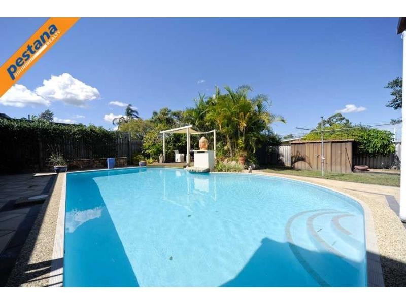 29 Westmoreland Boulevard, Springwood QLD 4127