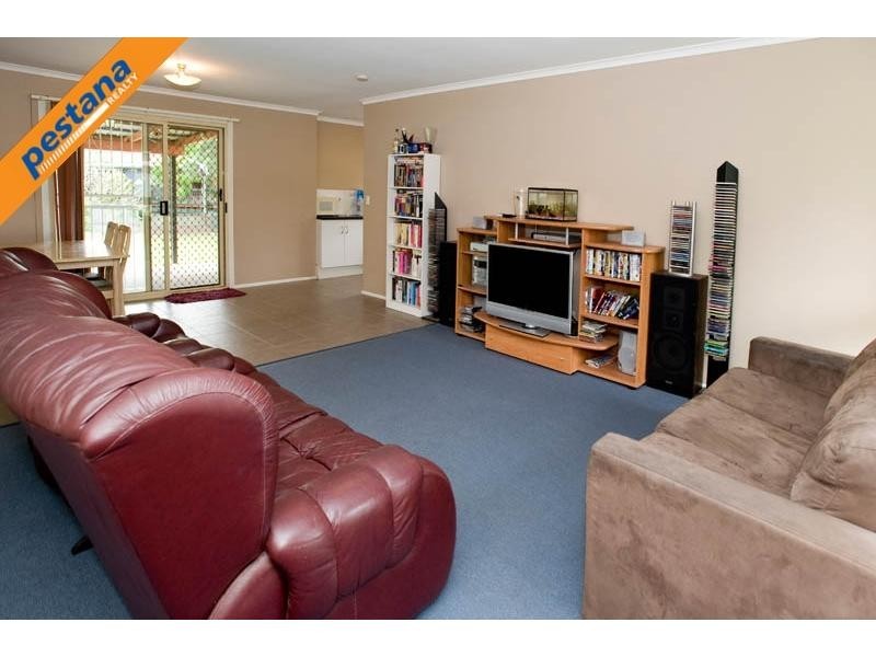 74 Atkinson Street, Slacks Creek QLD 4127