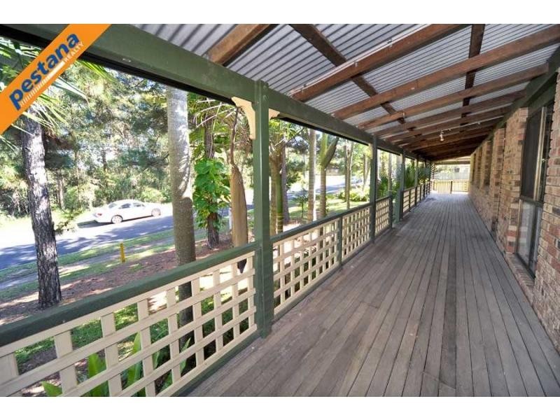 9-11 Alexander Street, Woodridge QLD 4114