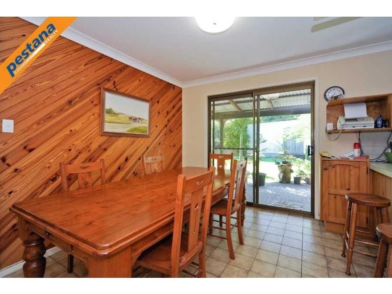 9-11 Alexander Street, Woodridge QLD 4114