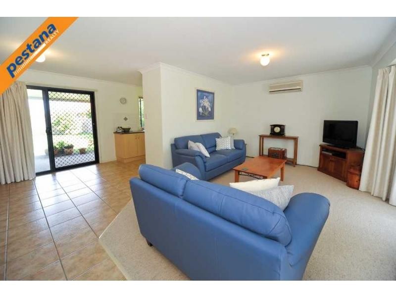 42 Meadowbrook Drive, Meadowbrook QLD 4131