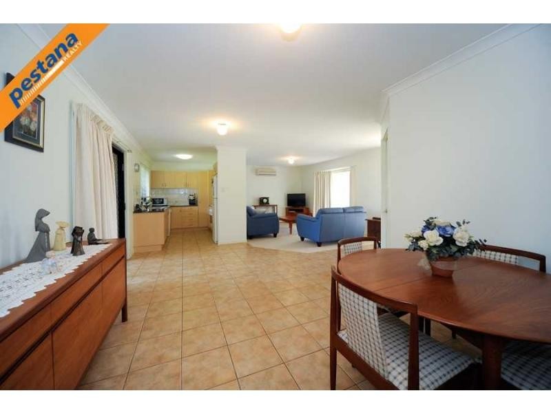 42 Meadowbrook Drive, Meadowbrook QLD 4131