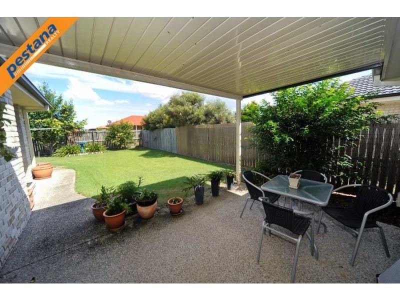42 Meadowbrook Drive, Meadowbrook QLD 4131
