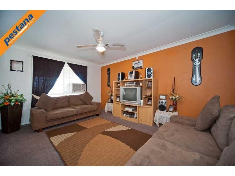 18 Apodis Street, Kingston QLD 4114
