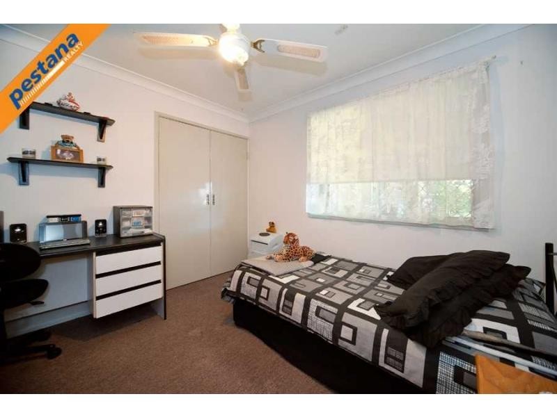 18 Apodis Street, Kingston QLD 4114