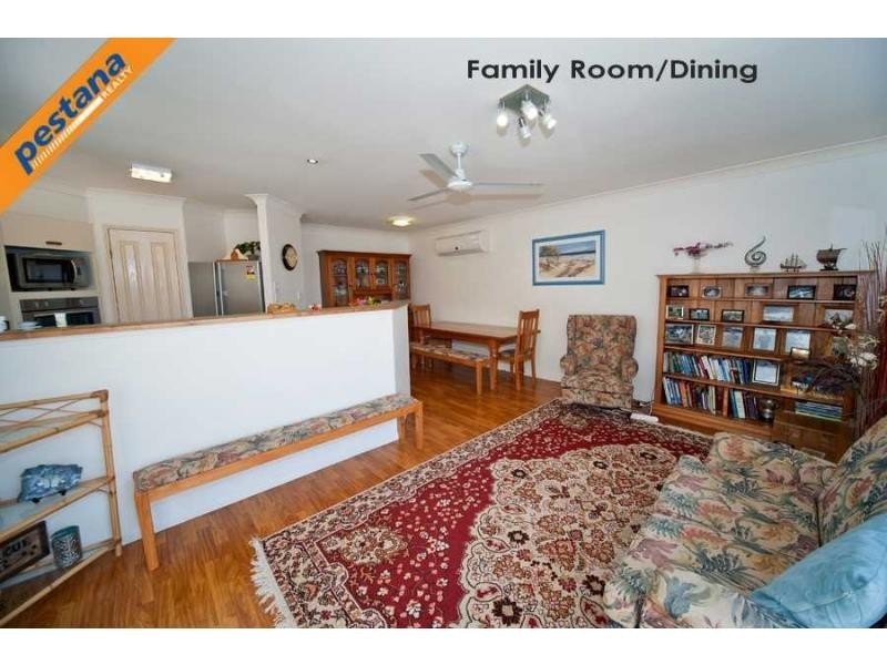 8 Cardwell Court, Meadowbrook QLD 4131