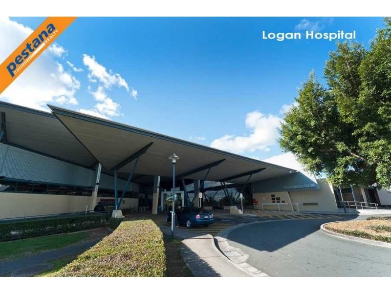 8 Cardwell Court, Meadowbrook QLD 4131