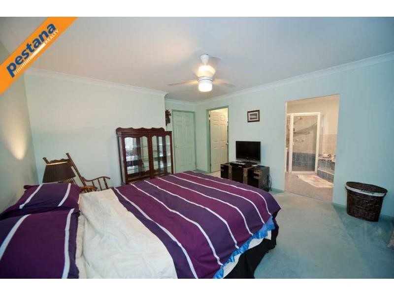 5 Mulde Place, Meadowbrook QLD 4131