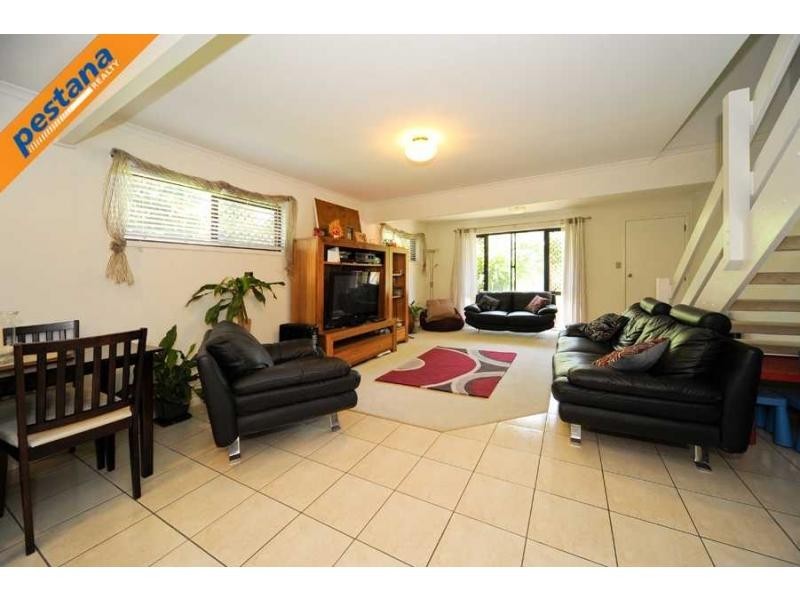 16/4 Amie Court, Springwood QLD 4127