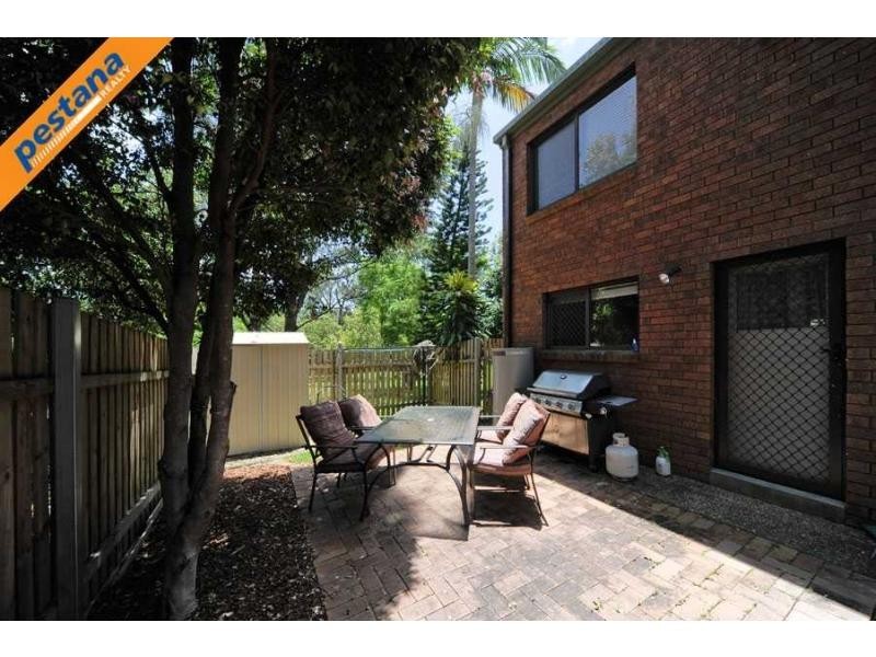 16/4 Amie Court, Springwood QLD 4127