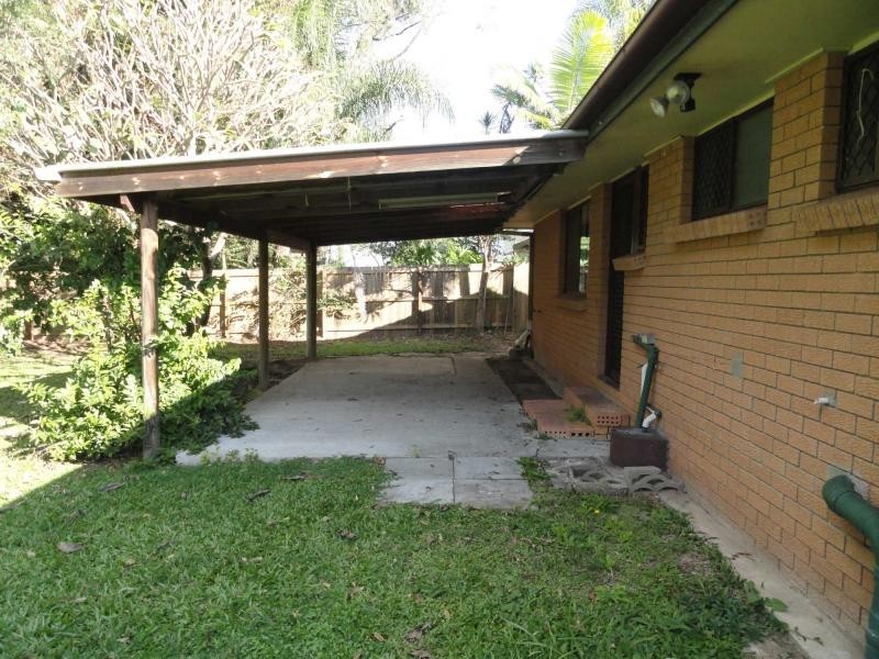 10 Carrosa Street, Marsden QLD 4132