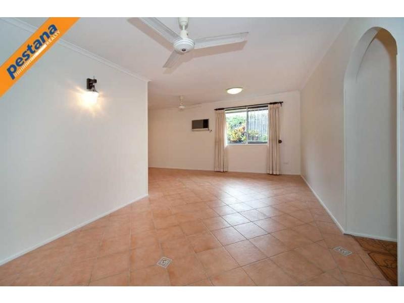 36 Wootton Crescent, Springwood QLD 4127