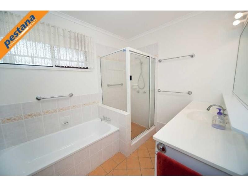 36 Wootton Crescent, Springwood QLD 4127
