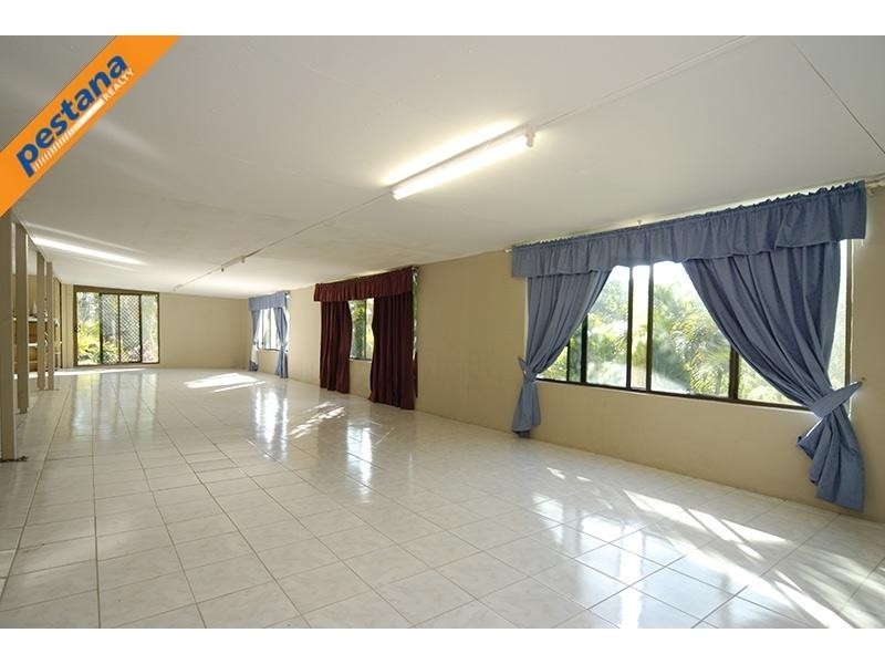 202 Thomsons Road, Kingsholme QLD 4208