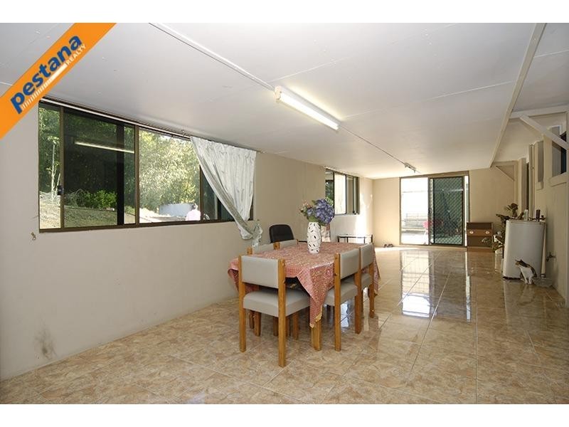 202 Thomsons Road, Kingsholme QLD 4208