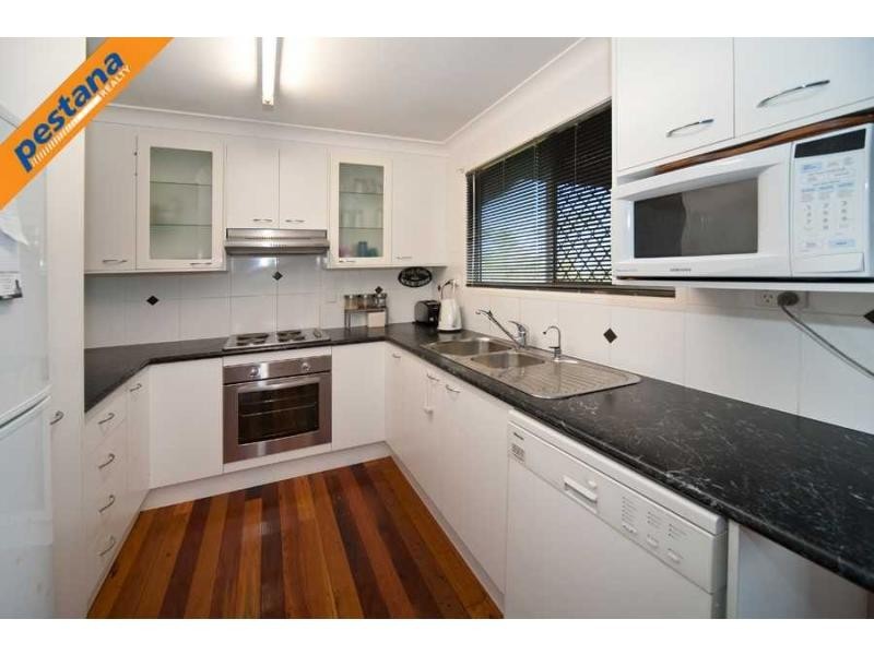 28 Finfoot Street, Rochedale South QLD 4123